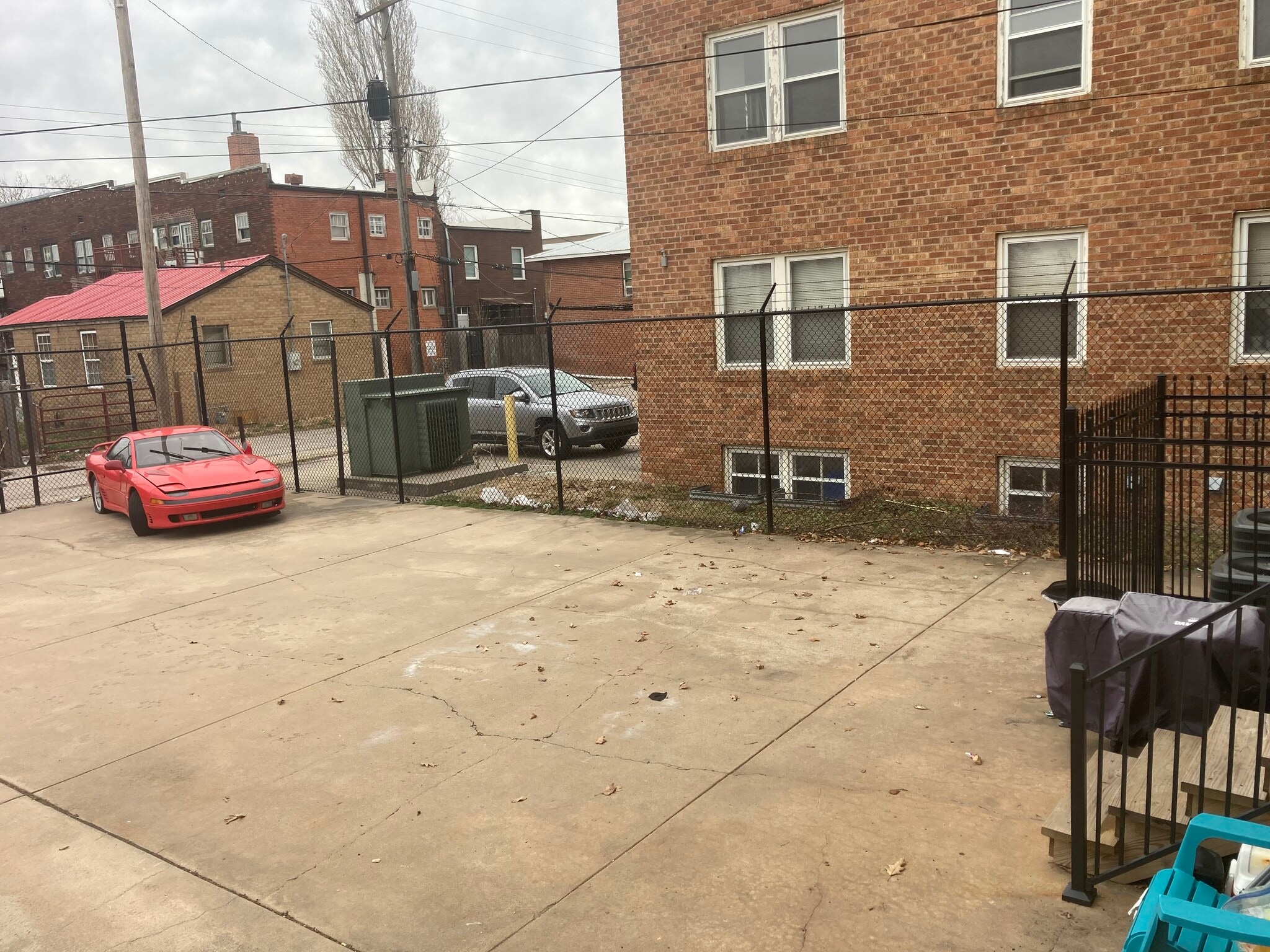 Building Photo - 434 N Topeka Ave