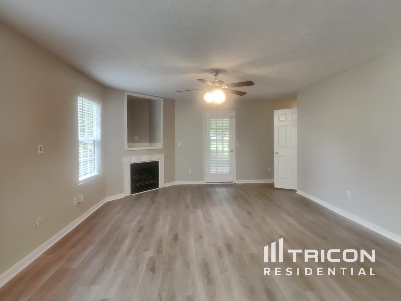 Building Photo - 484 Cathedral Dr