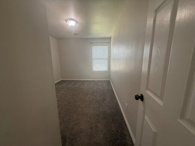 Building Photo - 11309 NW 99th St