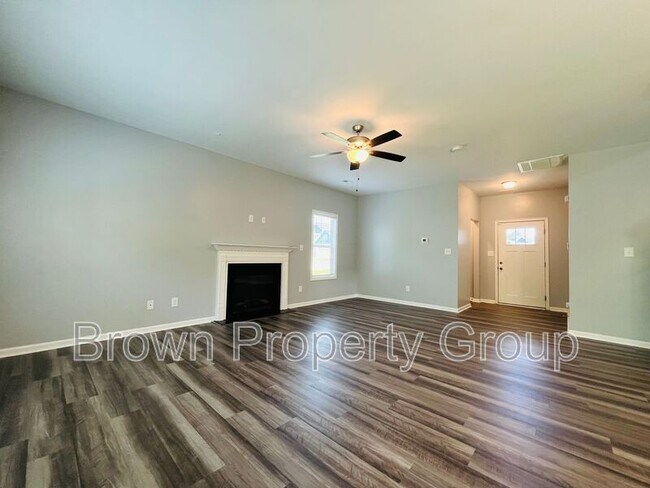 Building Photo - 2165 Stonewash Dr