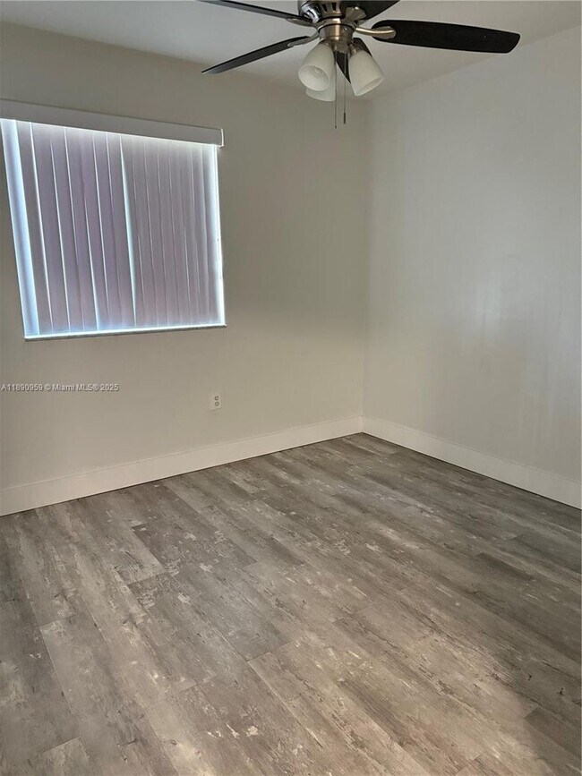 Building Photo - 13905 SW 177th Terrace