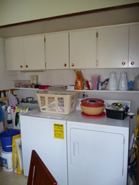 Washer/dryer - 1015 NE B St