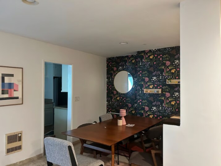 Building Photo - 5651 N Sumner Way