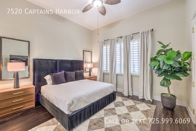 Building Photo - 7520 Captains Harbor Dr