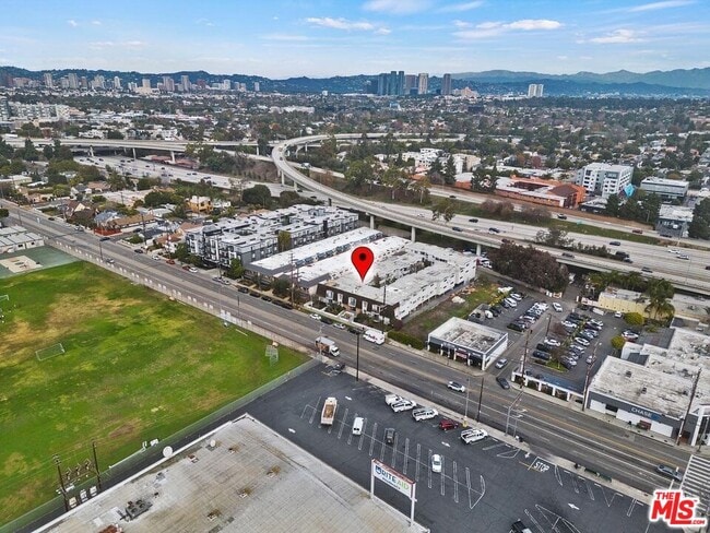 Building Photo - 2884 Sawtelle Blvd
