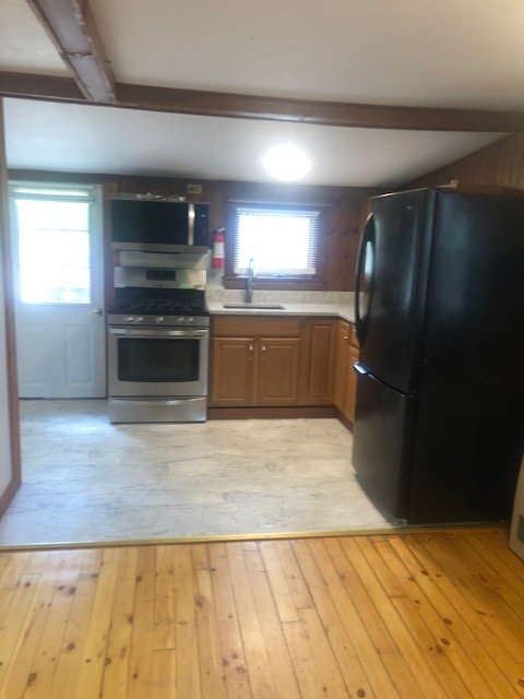 Building Photo - 694 Sebago Rd