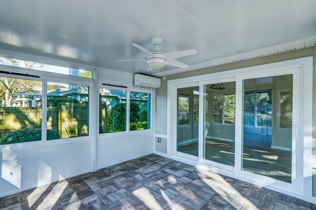 Building Photo - Enjoy Florida Lifestyle on Amelia Island