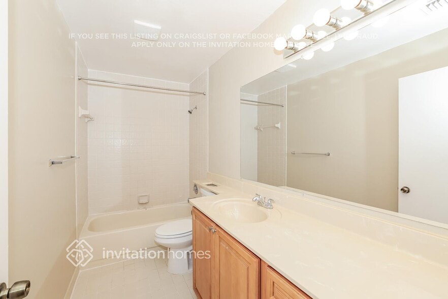 Building Photo - 1730 Shoreside Cir