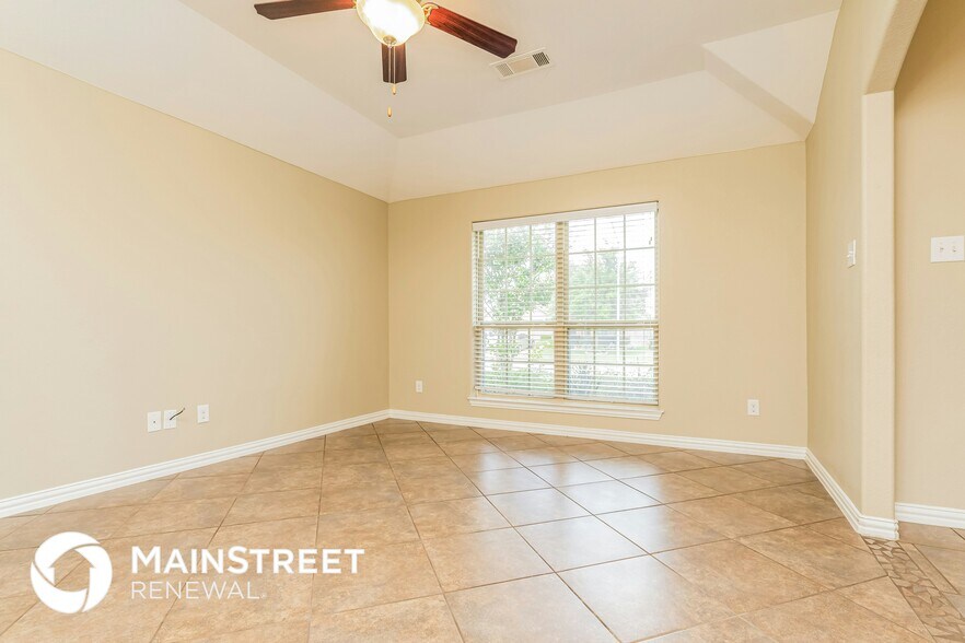 Building Photo - 7664 Hollow Point Dr