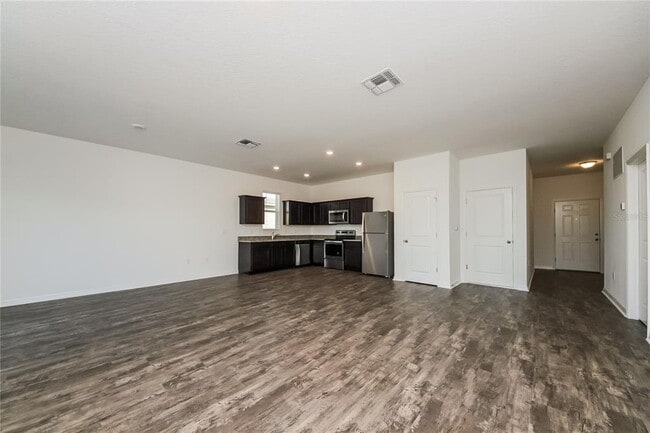 Building Photo - 163 Hidden Lk Lp