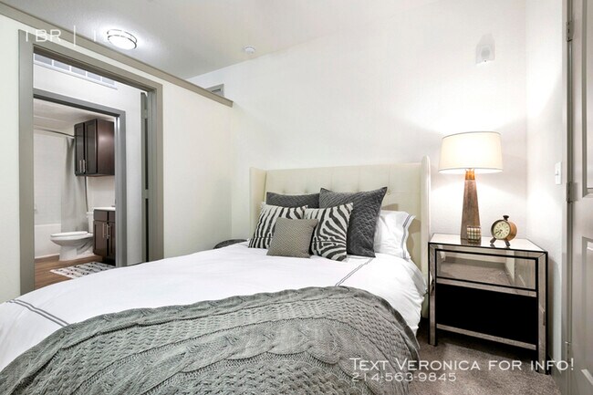 Building Photo - WKF Apartments