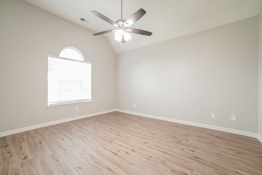 Building Photo - 7821 Bailee Ln