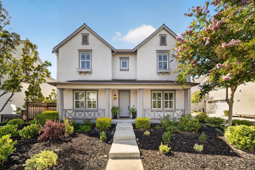 Building Photo - 4266 Sunset View Dr