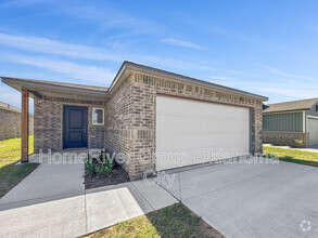 Building Photo - 9613 Stallion Dr
