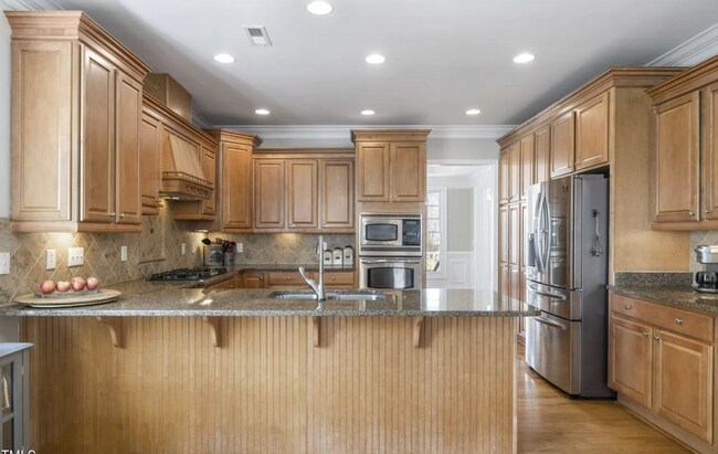 Building Photo - 1313 Legendary Ln
