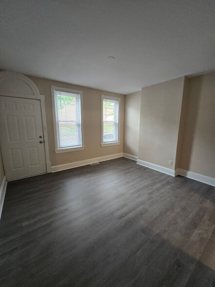 Building Photo - 1124 Clifford Brown Walk