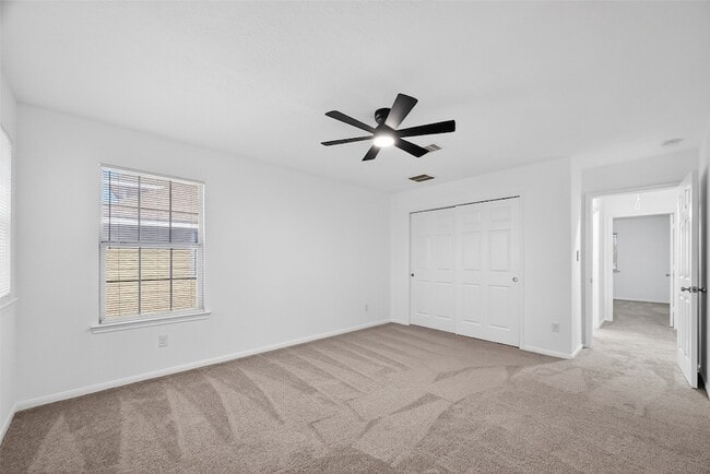 Building Photo - 15807 Sonoma Park Dr