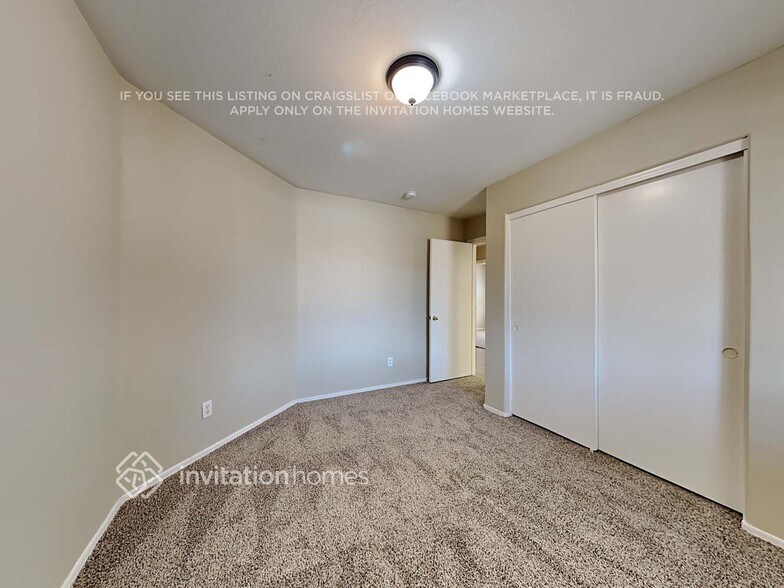 Building Photo - 5318 W Jessica Ln