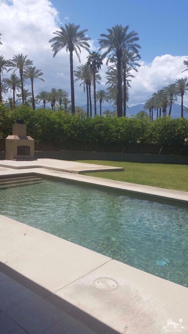 Building Photo - 70520 Gardenia Ct