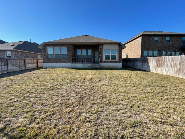 Building Photo - 4/2 in  a gated community in JOHNSON RANCH NORTH