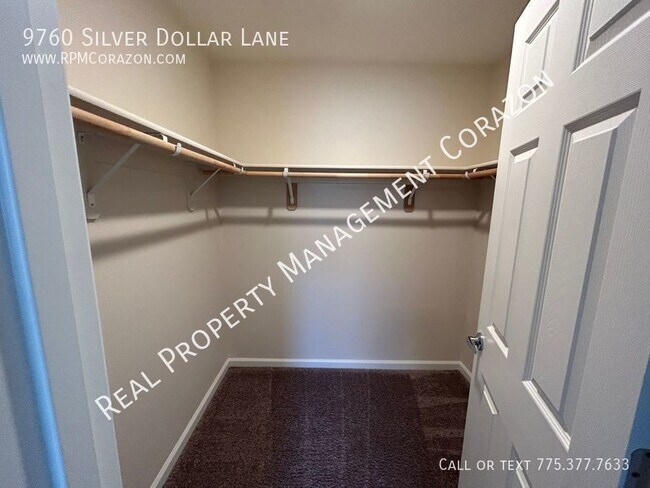 Building Photo - 9760 Silver Dollar Ln