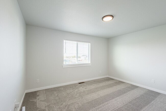 Building Photo - Brand New 4 Bed 2.5 Bath House in Star