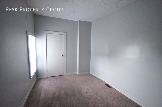 Building Photo - 1518 Worthington St