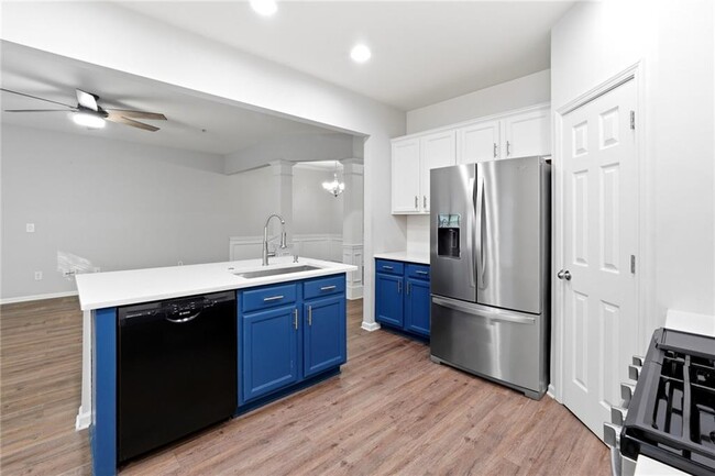 Building Photo - 1709 Caswell Pkwy