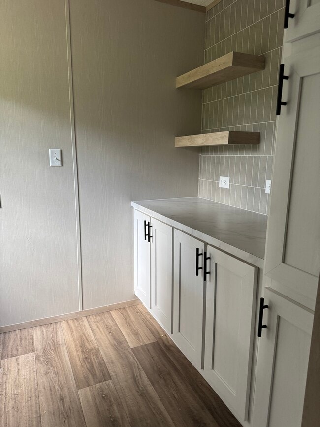 Building Photo - Three Oaks Main Home builders. LLC