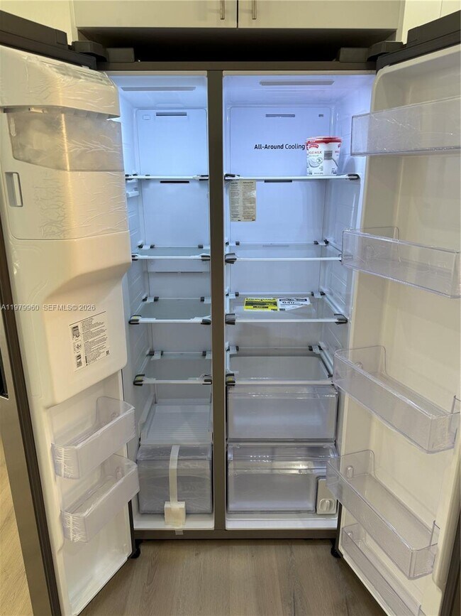 Building Photo - 3610 SW 25th Ter