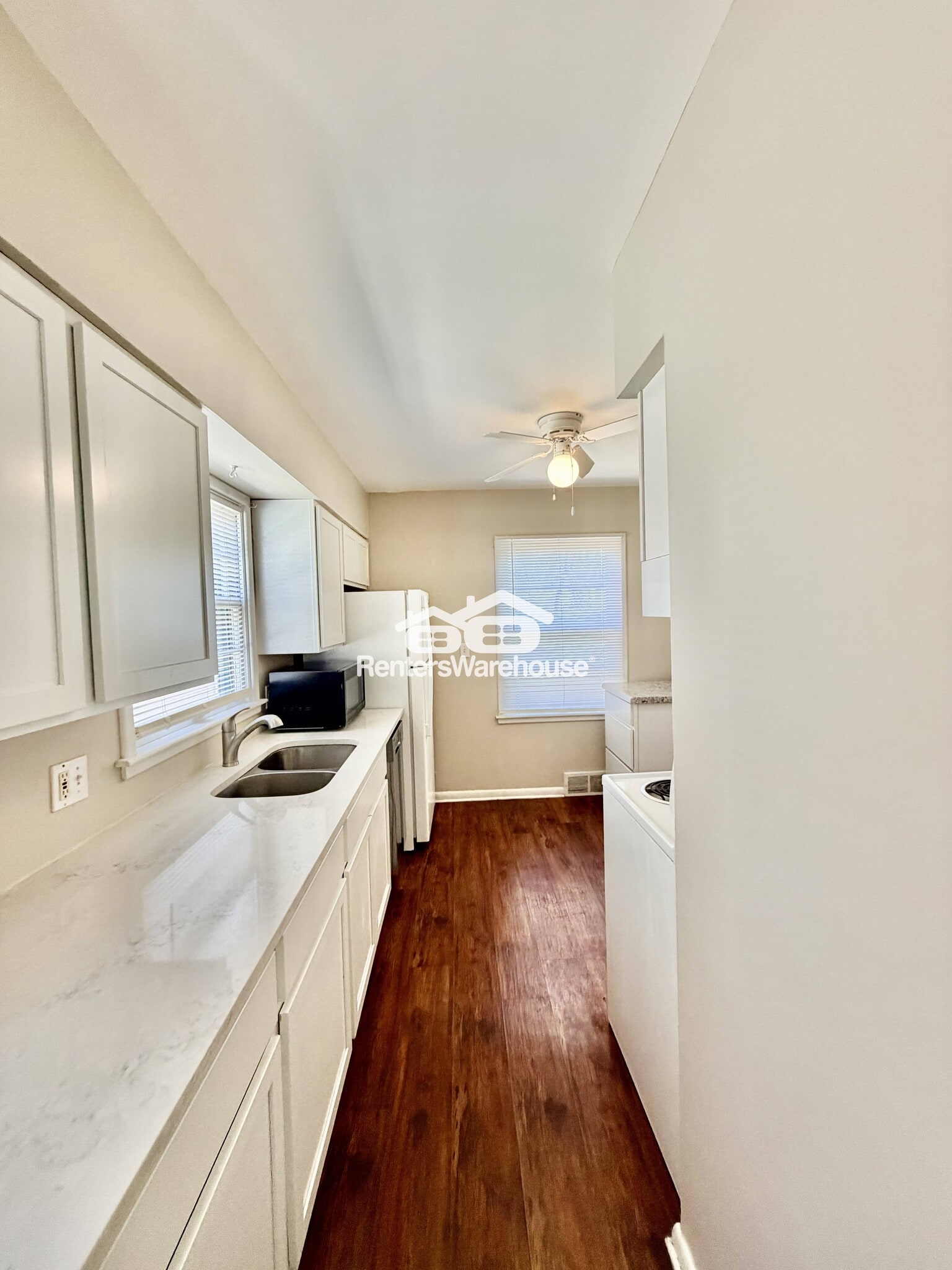 Building Photo - 1145 65th St