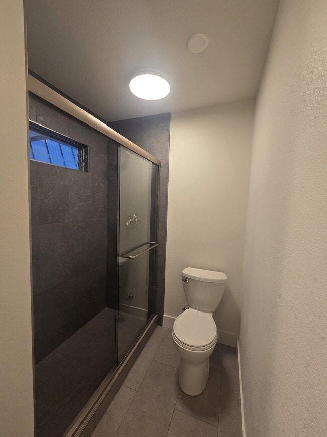 Building Photo - 1007 Bluebell Dr