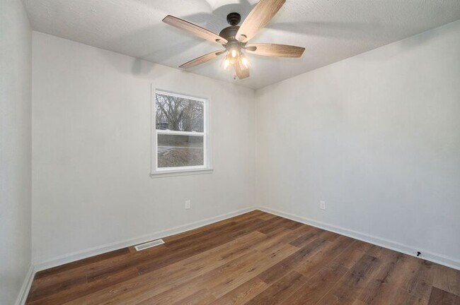 Building Photo - 1717 N 16th St