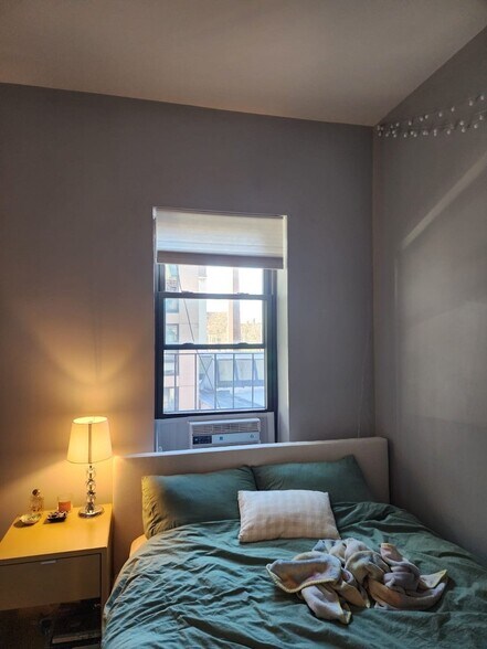 Building Photo - 471 Massachusetts Ave