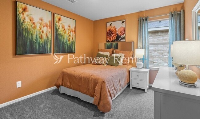 Building Photo - 9468 Mint Hill Dr