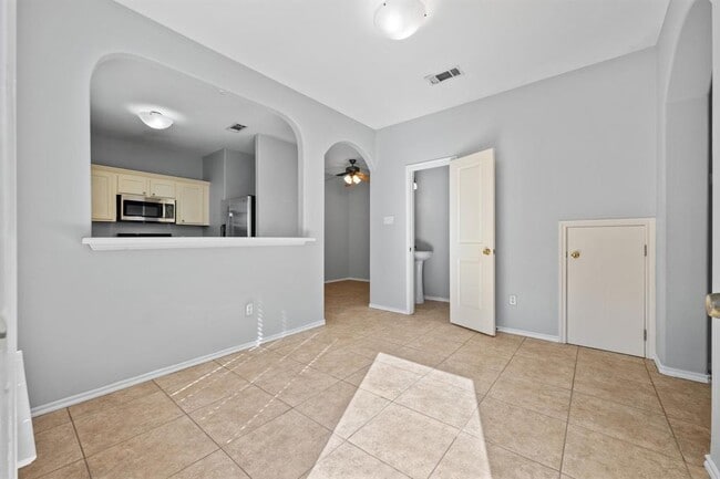 Building Photo - 2906 Pearl St