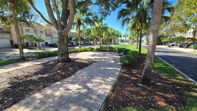 Building Photo - 4744 SW 165th Ave