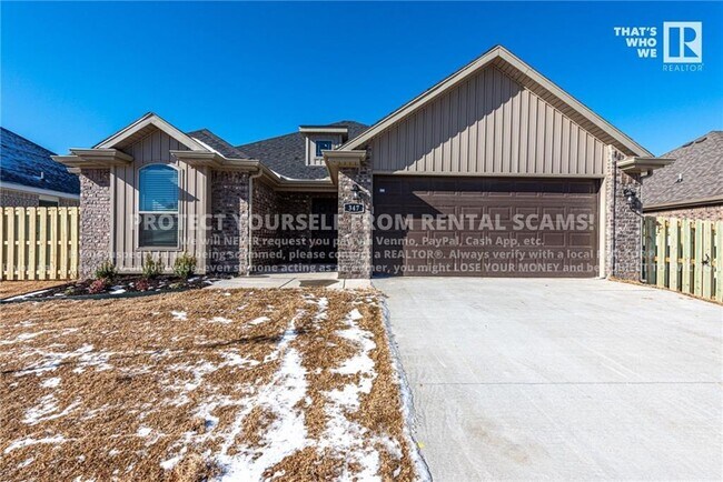 Primary Photo - 347 W Tyler Rd
