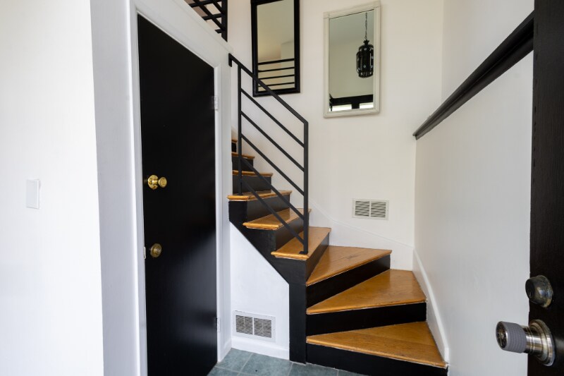 Building Photo - 30 Leighton Rd