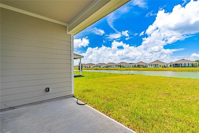 Building Photo - 5550 Guava Ct