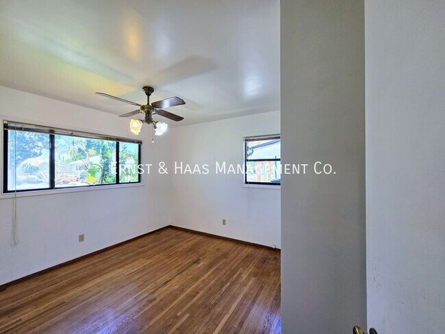 Building Photo - 2080 Senasac Ave