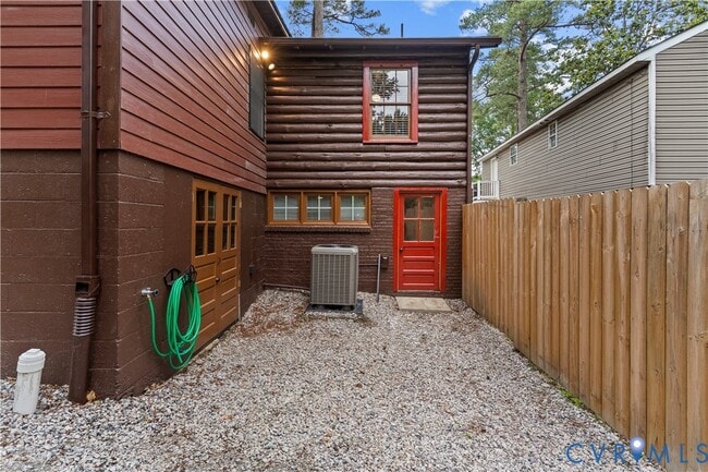 Building Photo - 4341 Lafon St
