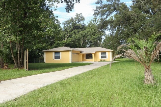 Building Photo - Sanford Home