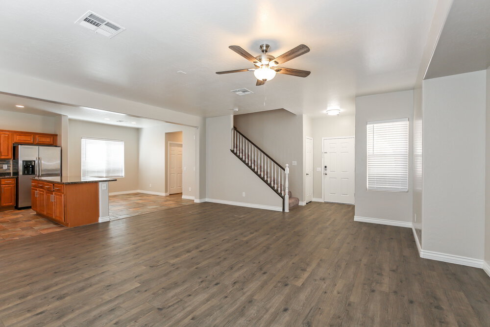 Building Photo - 7113 Mercurio Ave