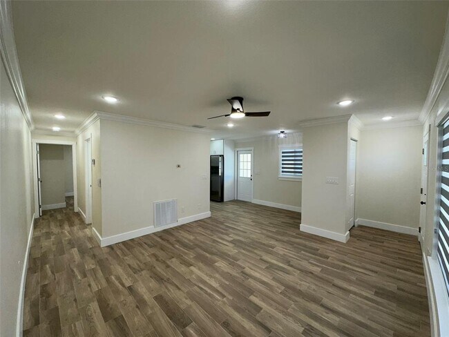Building Photo - 6013 Fortune Pl