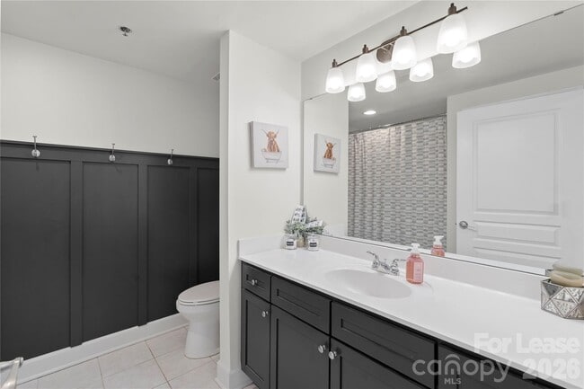 Building Photo - 1315 East Blvd