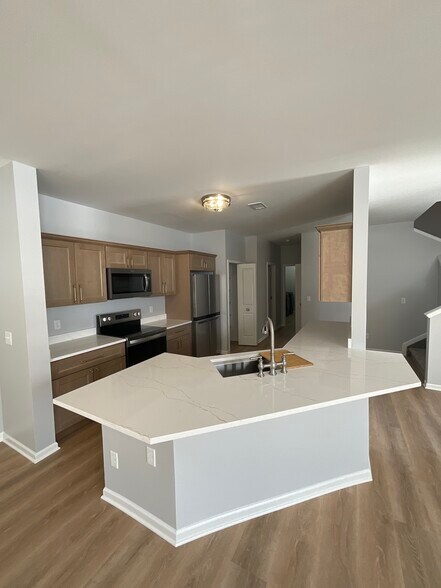 Building Photo - 29033 Whitby Dr