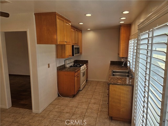 Building Photo - 23608 President