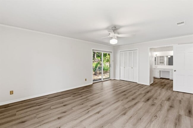 Building Photo - 2802 Pecos St