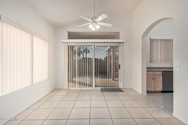 Building Photo - 9069 W Behrend Dr